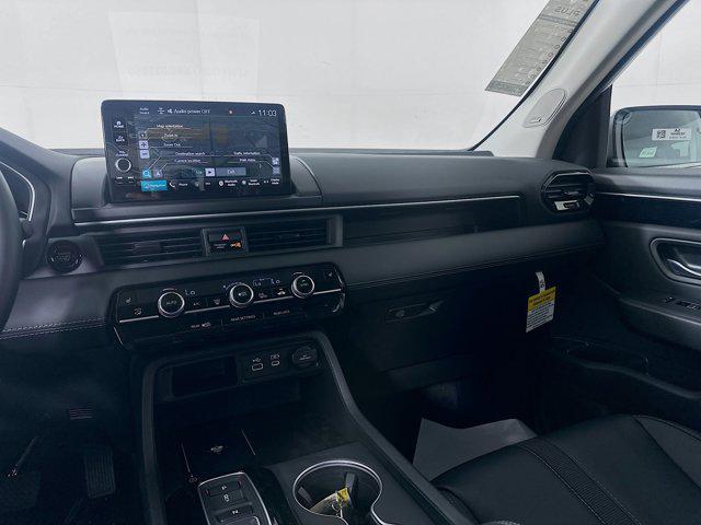 new 2025 Honda Pilot car, priced at $50,305