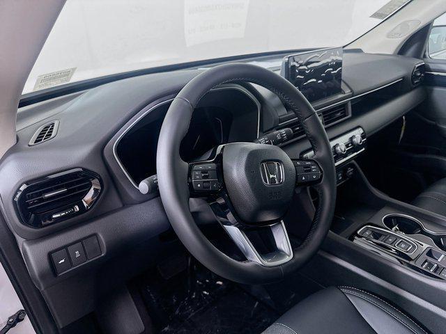 new 2025 Honda Pilot car, priced at $50,305