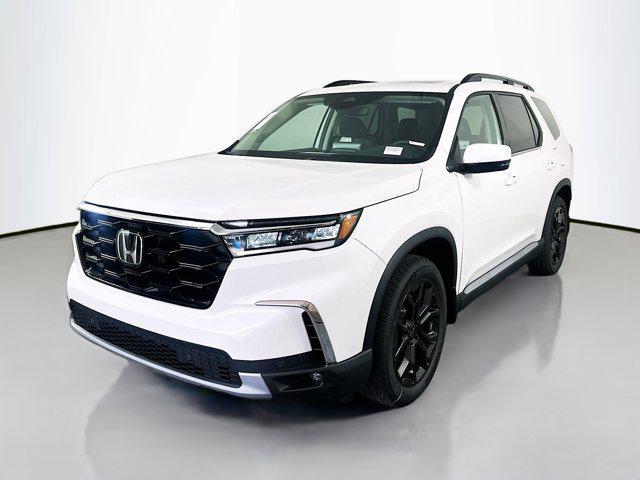 new 2025 Honda Pilot car, priced at $50,305