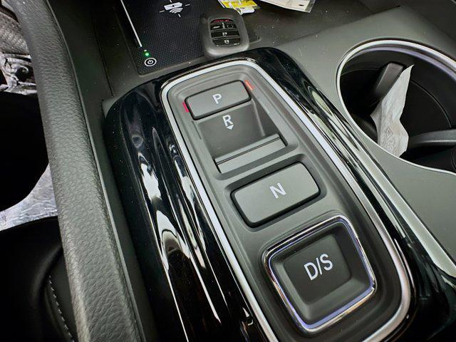 new 2025 Honda Pilot car, priced at $47,950