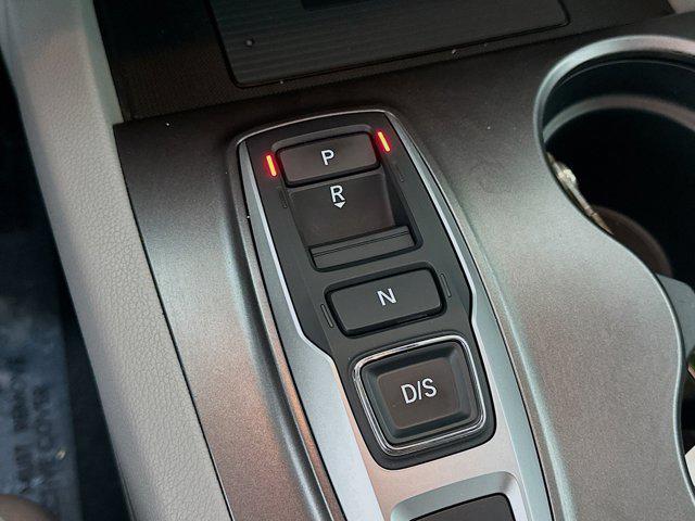 used 2022 Honda Pilot car, priced at $29,275