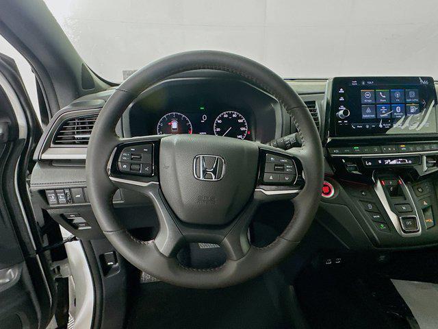 new 2025 Honda Odyssey car, priced at $42,660