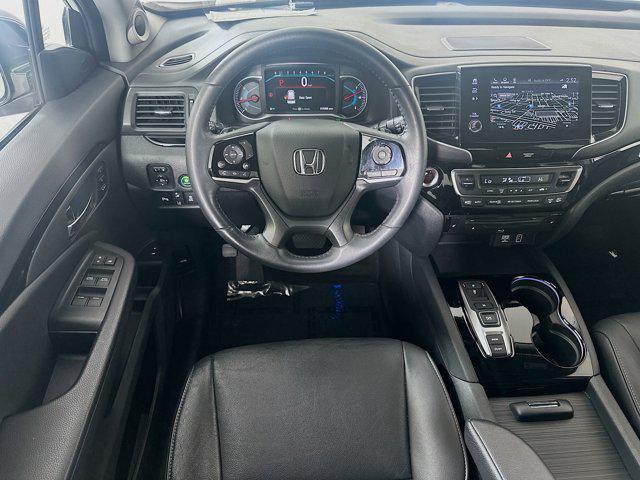 used 2022 Honda Pilot car, priced at $31,375