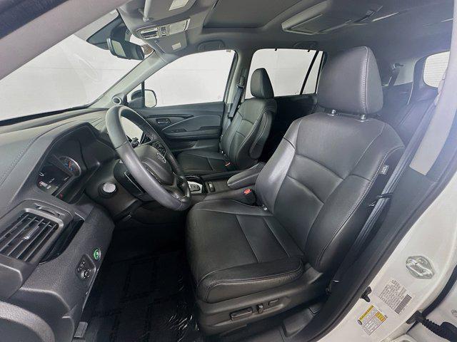 used 2022 Honda Pilot car, priced at $31,375