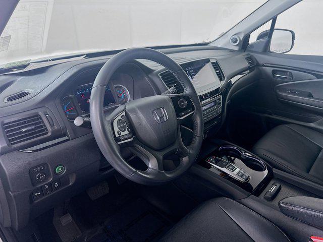 used 2022 Honda Pilot car, priced at $31,375