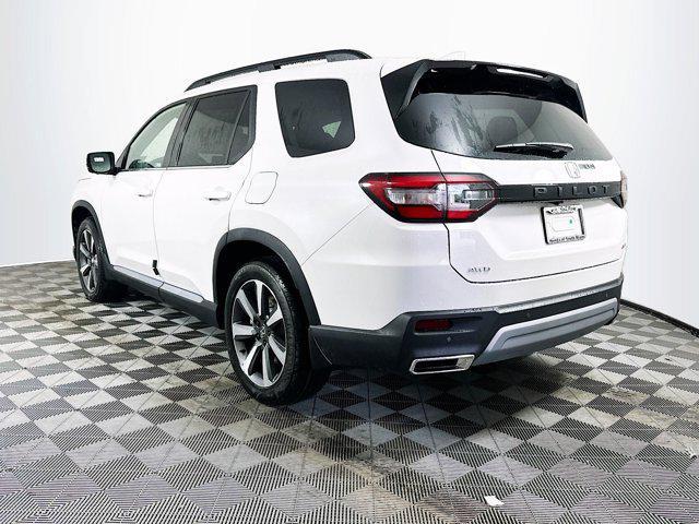 new 2025 Honda Pilot car, priced at $54,485