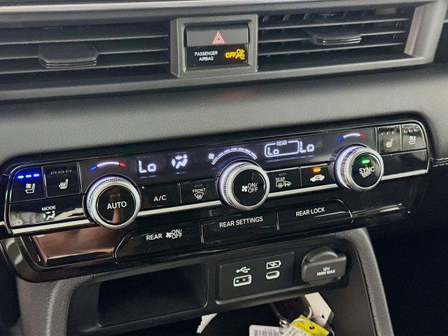 new 2025 Honda Pilot car, priced at $54,485