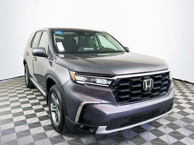used 2023 Honda Pilot car, priced at $37,696