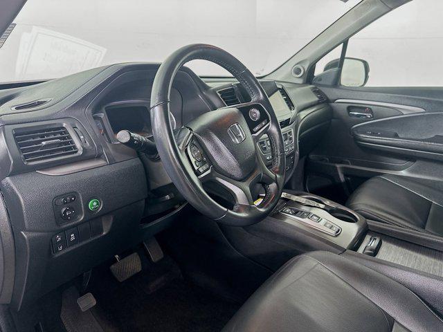 used 2022 Honda Pilot car, priced at $26,985