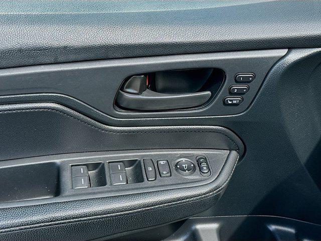 used 2023 Honda Odyssey car, priced at $30,176