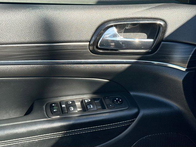 used 2021 Jeep Grand Cherokee car, priced at $22,502