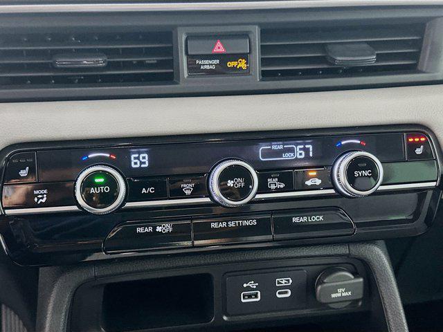 used 2023 Honda Pilot car, priced at $35,979