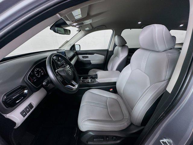used 2023 Honda Pilot car, priced at $35,979