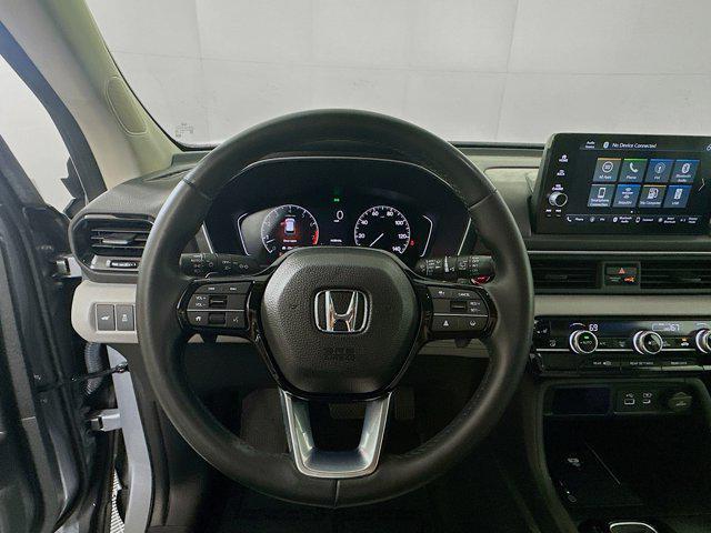 used 2023 Honda Pilot car, priced at $35,979