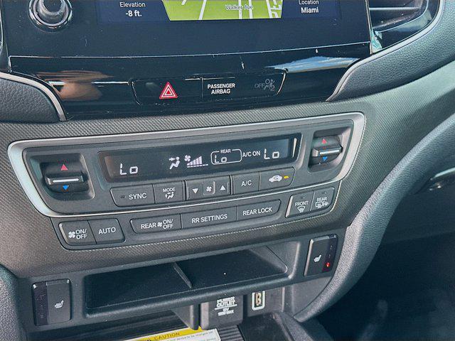 used 2022 Honda Pilot car, priced at $31,675