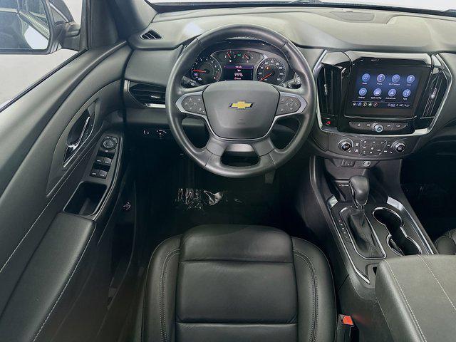 used 2023 Chevrolet Traverse car, priced at $29,381