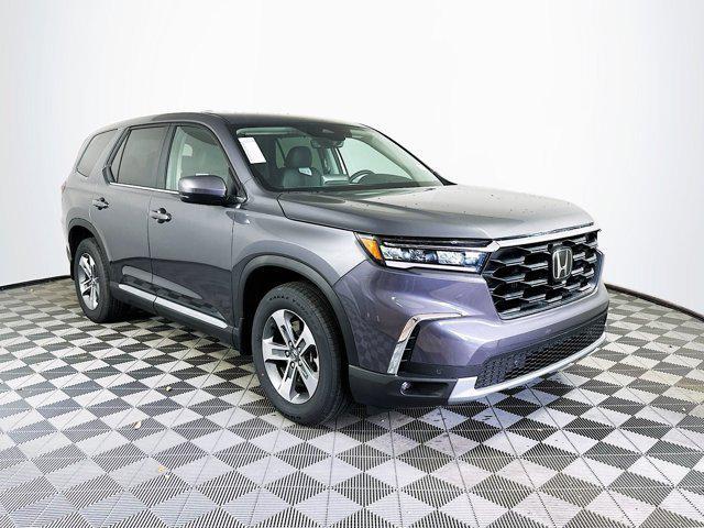 new 2025 Honda Pilot car, priced at $44,919