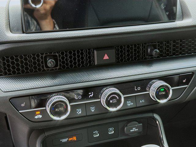 new 2026 Honda CR-V Hybrid car, priced at $38,975