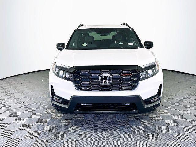 new 2024 Honda Passport car, priced at $43,406