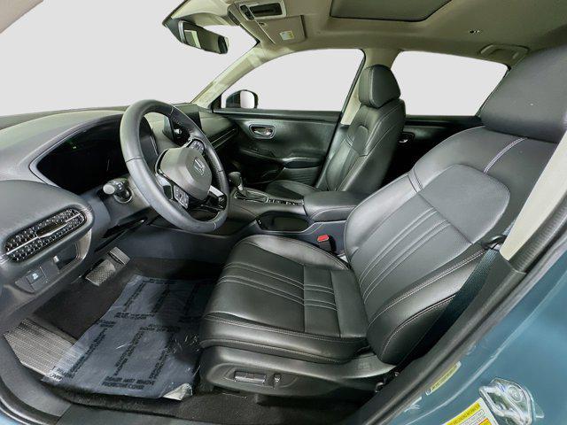 used 2025 Honda HR-V car, priced at $27,999