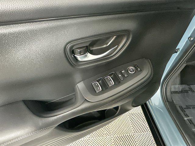used 2025 Honda HR-V car, priced at $27,999