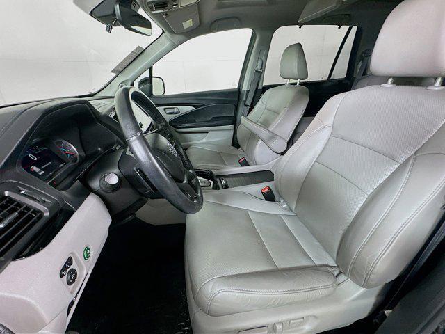 used 2022 Honda Pilot car, priced at $35,310