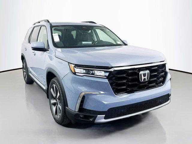 new 2025 Honda Pilot car, priced at $46,905