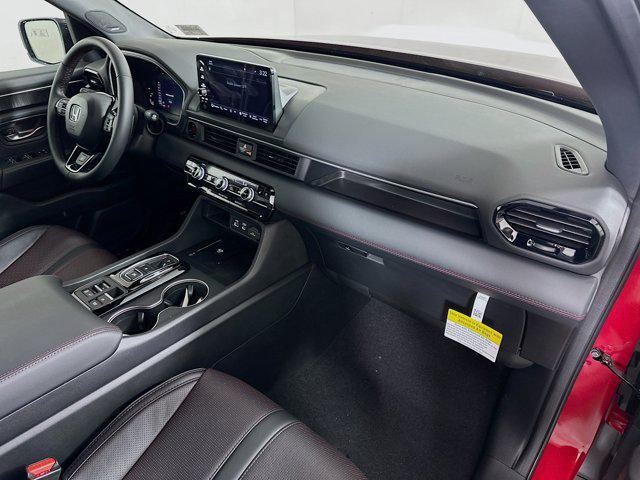 new 2025 Honda Pilot car, priced at $55,985