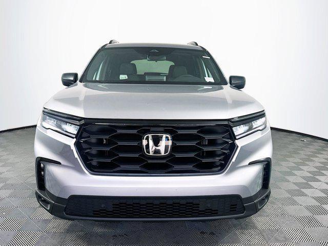 new 2025 Honda Pilot car, priced at $42,895