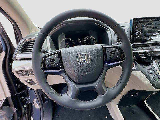 new 2026 Honda Odyssey car, priced at $43,290