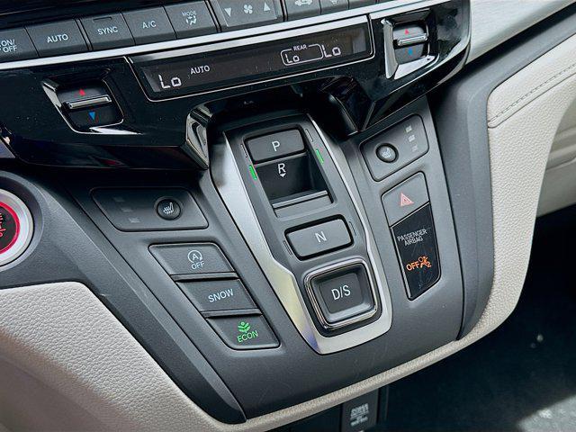 new 2026 Honda Odyssey car, priced at $43,290