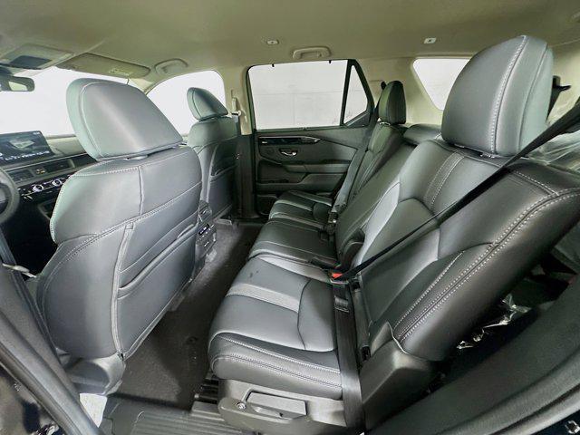 new 2025 Honda Pilot car, priced at $46,050