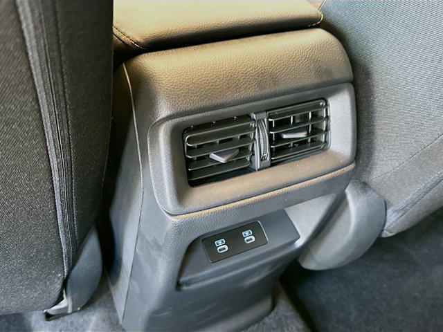 new 2026 Honda CR-V Hybrid car, priced at $39,450
