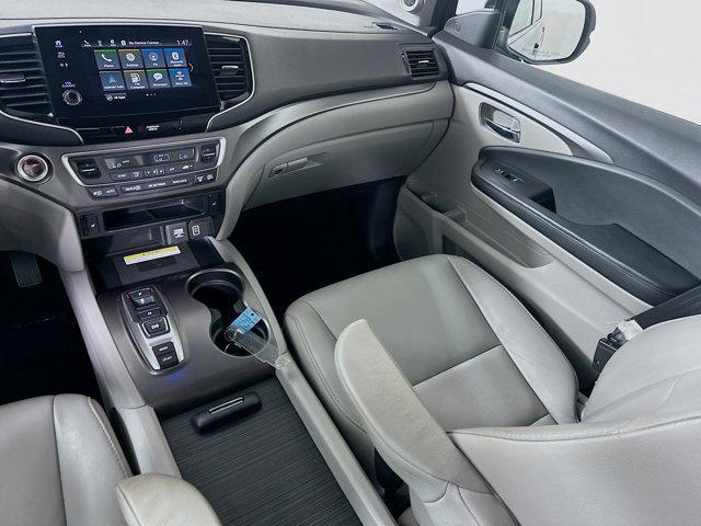 used 2022 Honda Pilot car, priced at $29,206
