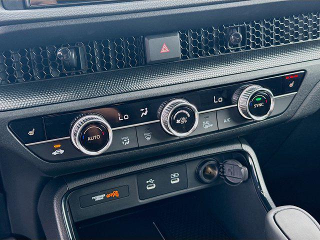 new 2026 Honda CR-V Hybrid car, priced at $38,975