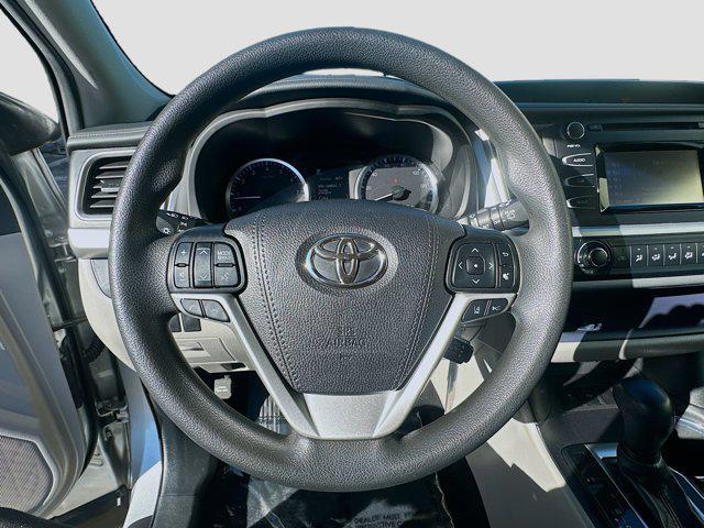 used 2019 Toyota Highlander car, priced at $19,201