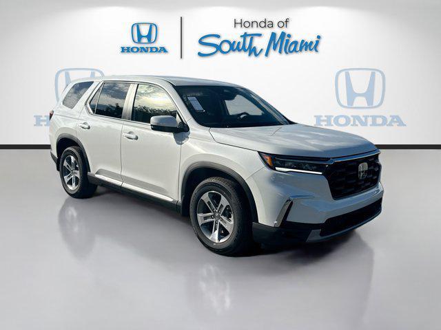 new 2025 Honda Pilot car, priced at $44,802