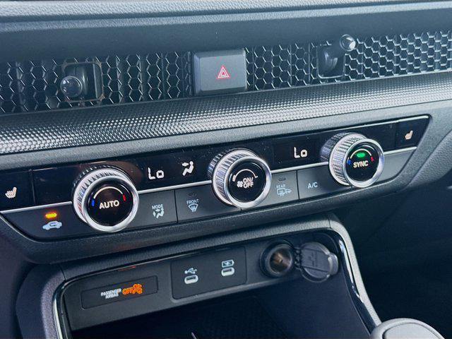 new 2026 Honda CR-V Hybrid car, priced at $38,975