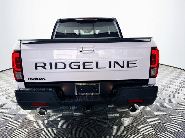 new 2025 Honda Ridgeline car, priced at $45,076