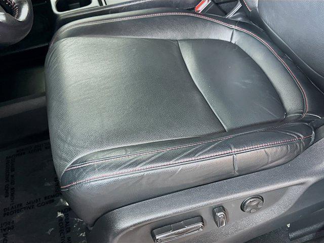 used 2023 Honda Odyssey car, priced at $30,988