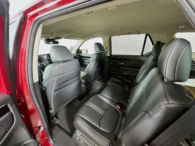 new 2025 Honda Pilot car, priced at $45,885