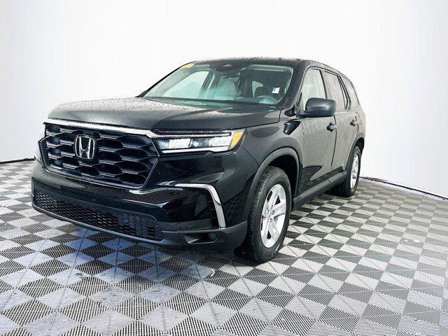 used 2023 Honda Pilot car, priced at $29,999
