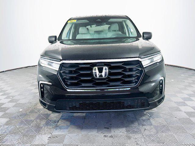 used 2023 Honda Pilot car, priced at $29,999