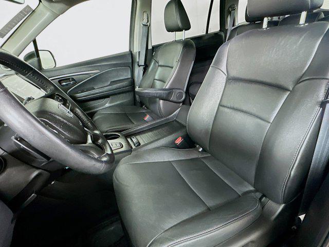 used 2022 Honda Pilot car, priced at $29,377