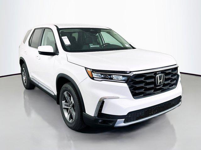 new 2025 Honda Pilot car, priced at $45,005