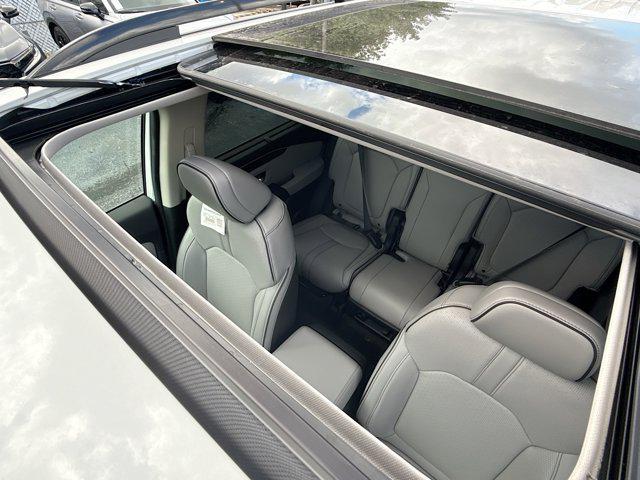new 2025 Honda Pilot car, priced at $53,060