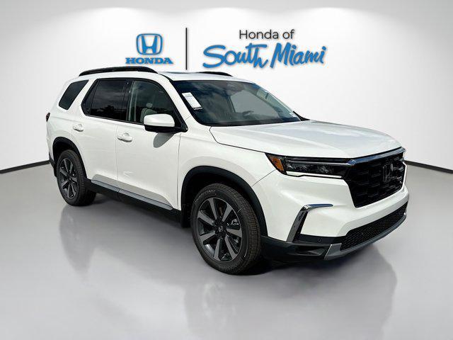 new 2025 Honda Pilot car, priced at $53,060