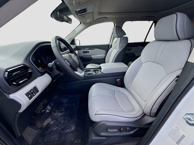new 2025 Honda Pilot car, priced at $53,060
