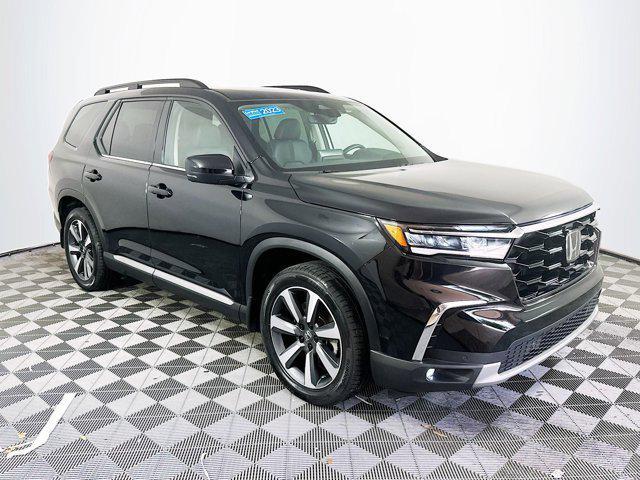 used 2023 Honda Pilot car, priced at $38,985