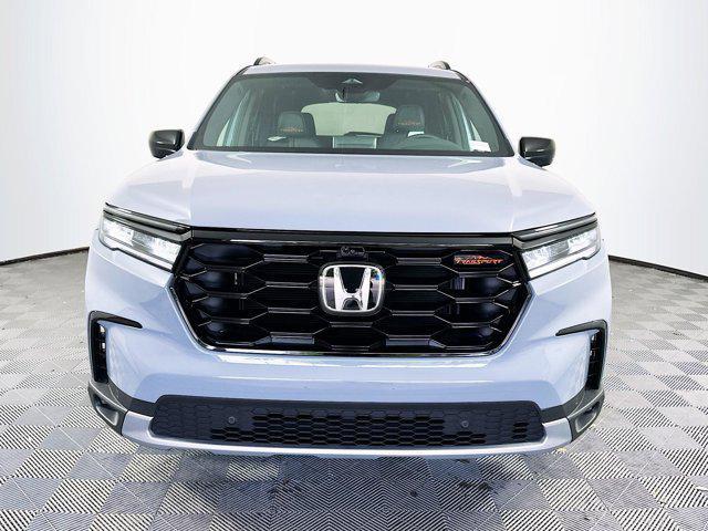 new 2025 Honda Pilot car, priced at $51,250